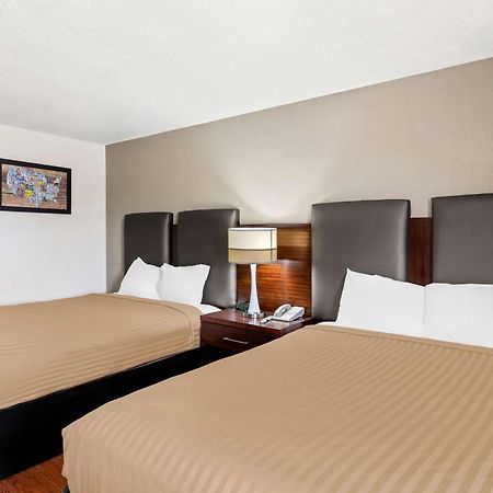 Econo Lodge Emporia Dış mekan fotoğraf