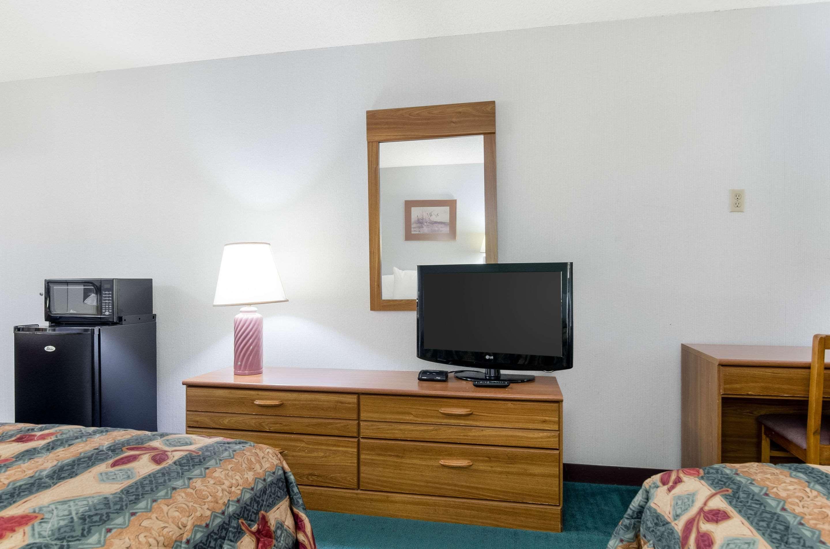 Econo Lodge Emporia Dış mekan fotoğraf